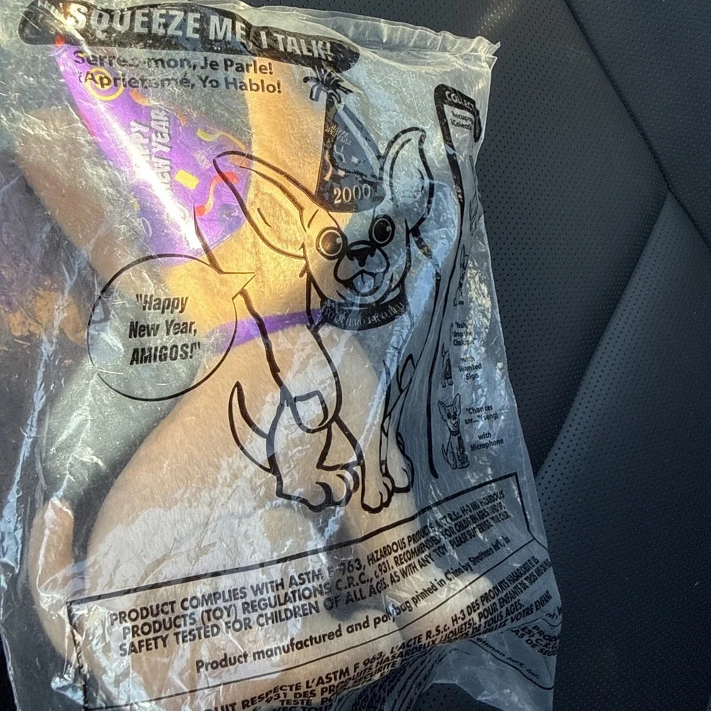 VINTAGE IN BAG Taco Bell‎ Talking Chihuahua Happy New Year Plush NO SOUND